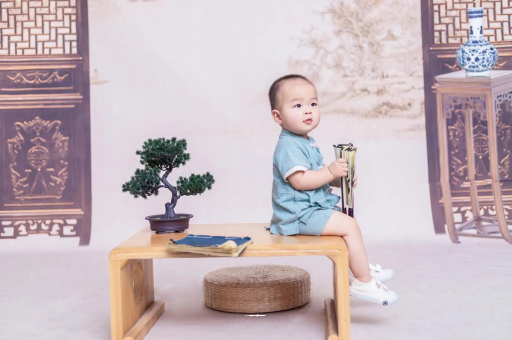 京山宝宝几个月会认人